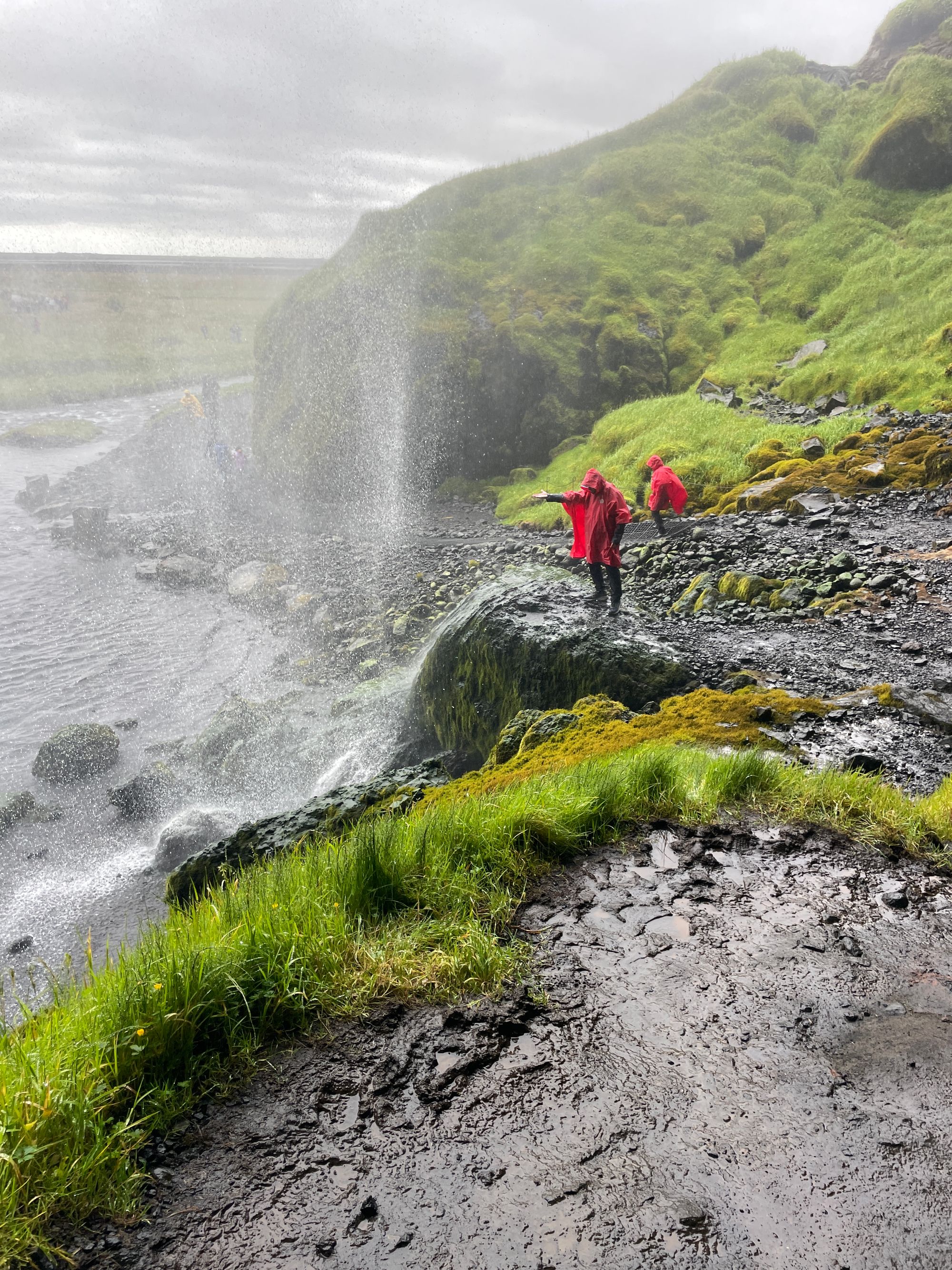 Day 42: Lava caves, crashed planes, black sands oh my!